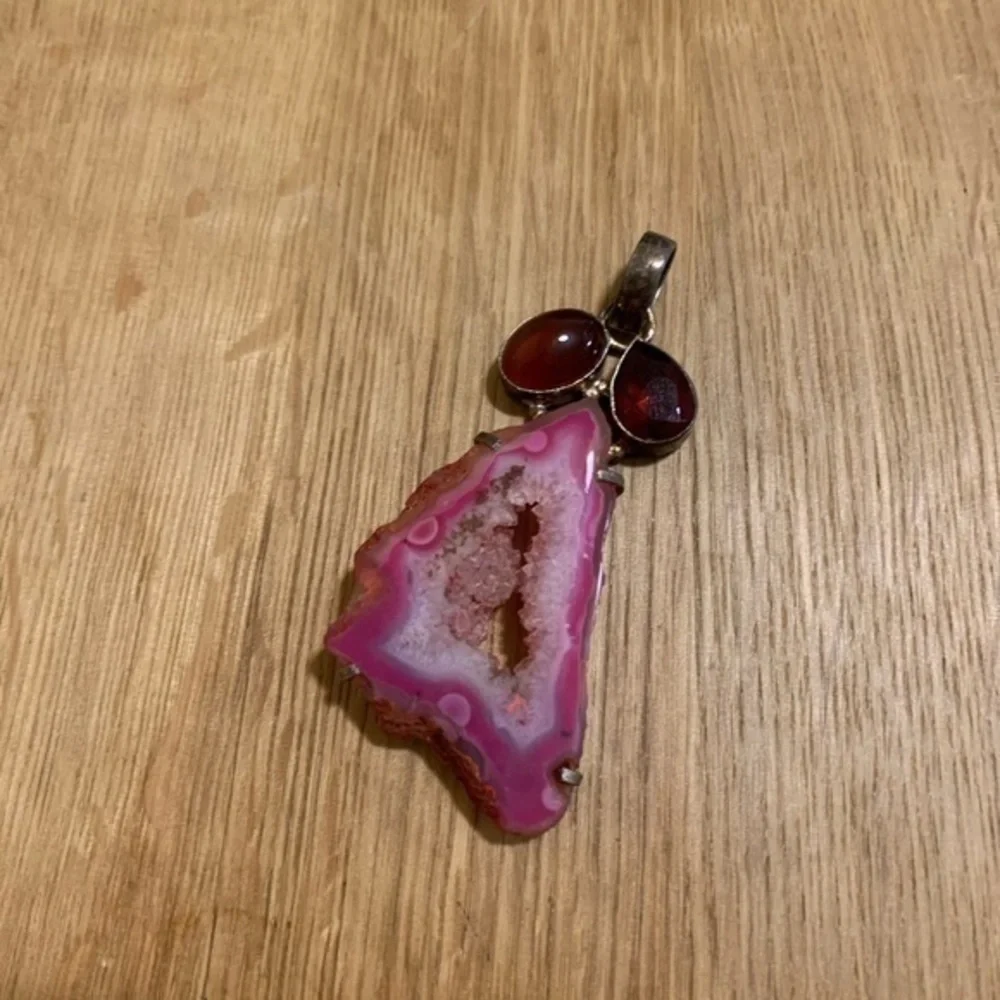 Cute rock‎ cherry crystal necklace